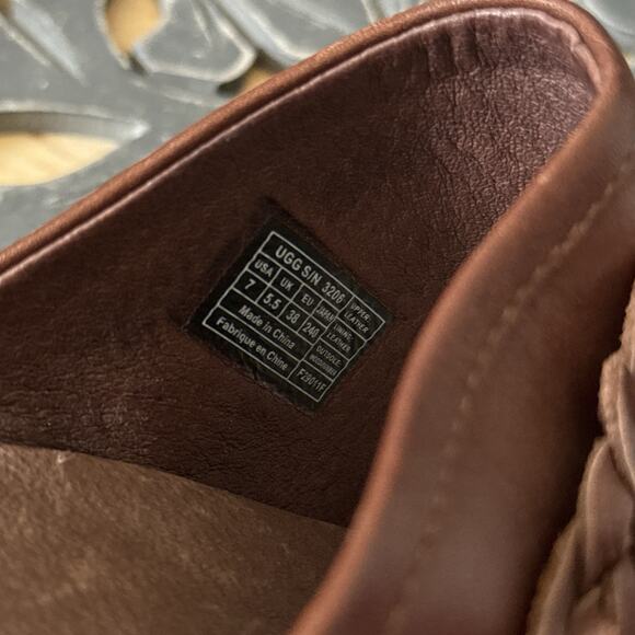 UGG Kaylee Leather Platform Clogs Brown Studded Wood Heel Braided Strap Size 7 - Picture 14 of 14